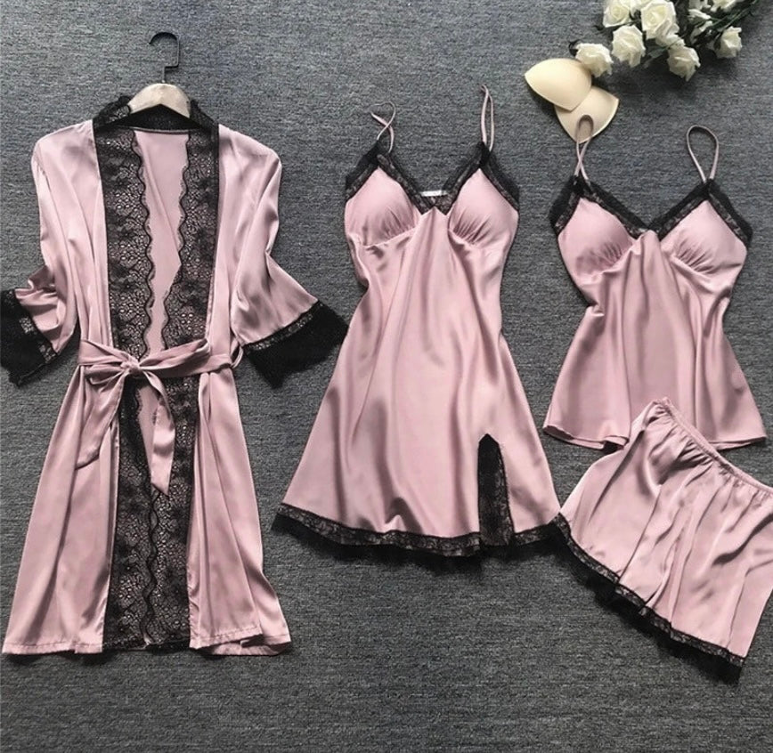 Pyjama-Set aus Seidensatin